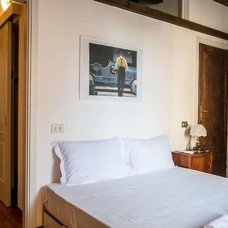 Wonderful Two Floors Apartment Milano Eksteriør billede