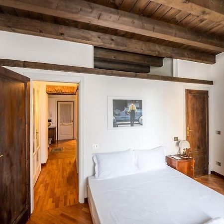 Wonderful Two Floors Apartment Milano Eksteriør billede