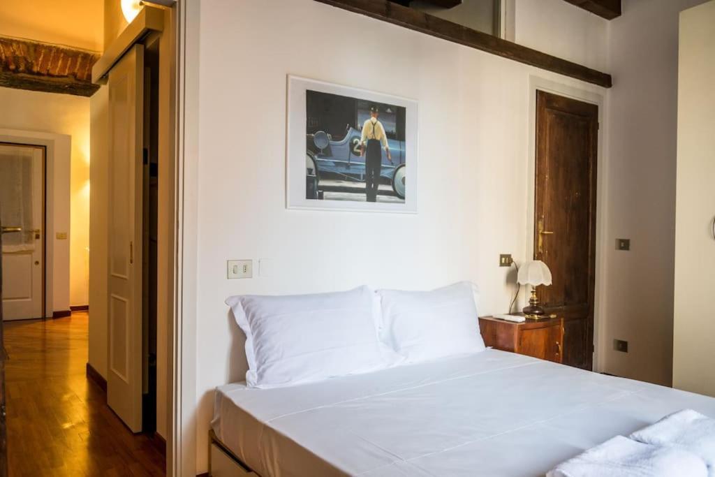 Wonderful Two Floors Apartment Milano Eksteriør billede