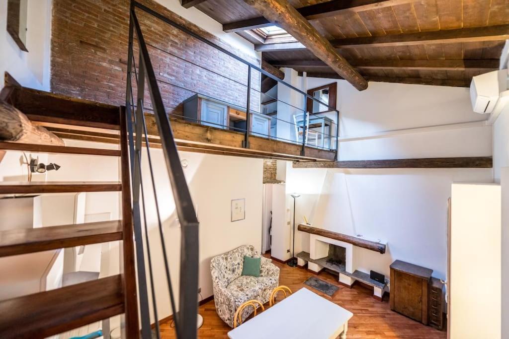 Wonderful Two Floors Apartment Milano Eksteriør billede
